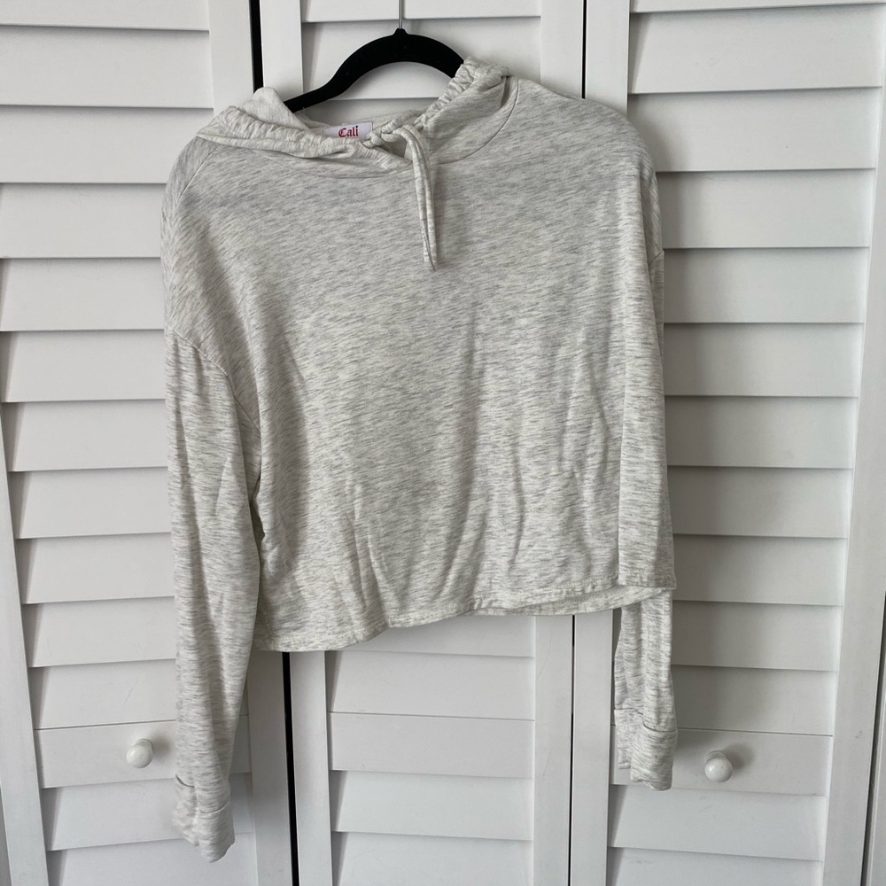 2 cropped sweatshirts!